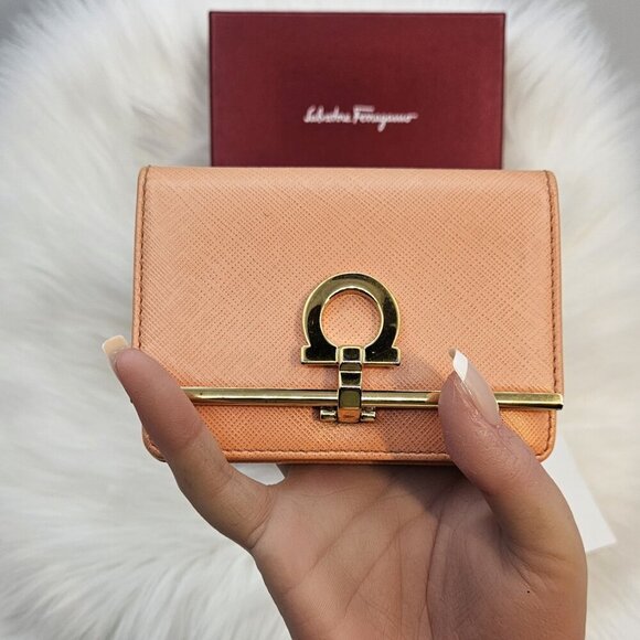 Salvatore Ferragamo  Peach Bifold Wallet / Card holder - Picture 4 of 17